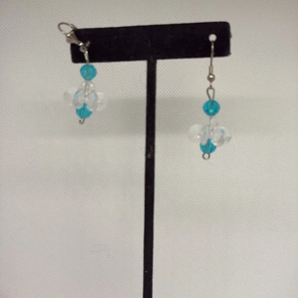 Vintage Clear Plastic Beaded Bracelet/Necklace (set of 2 pairs of earrings) Set - Picture 10 of 16